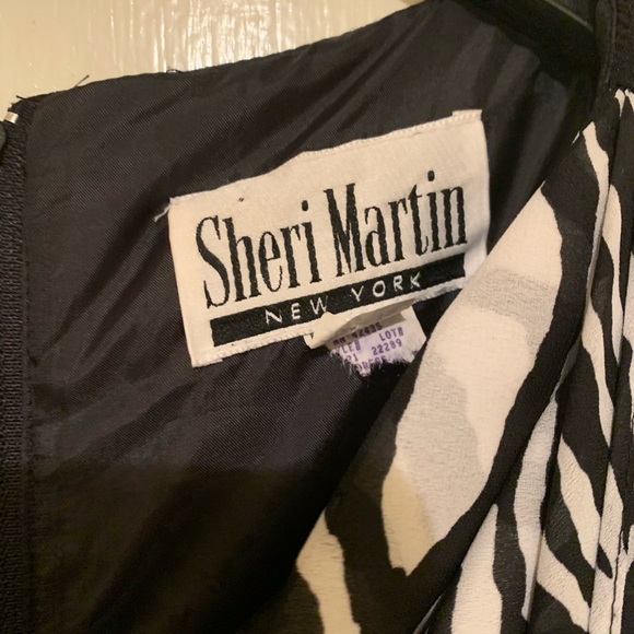 Sheri Martin Dress - Picture 3 of 3